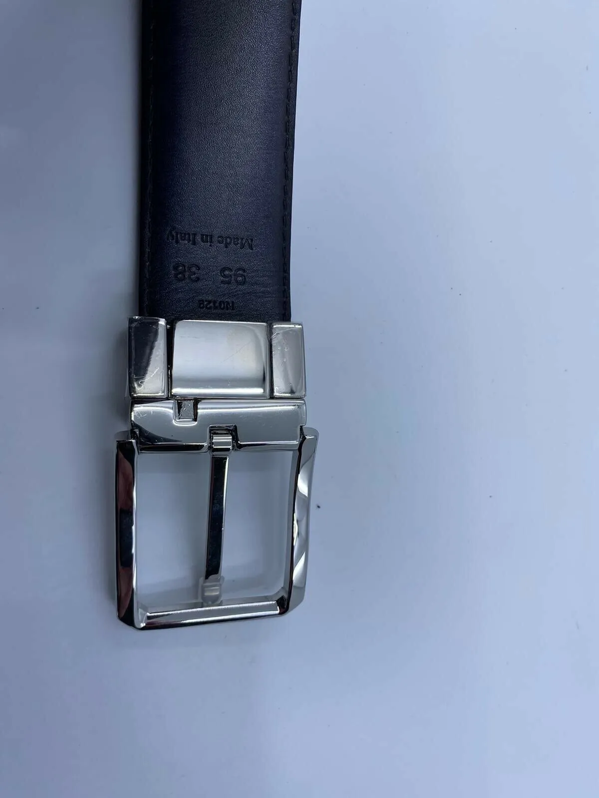 Versatile Reversible Scritto Leather Belt