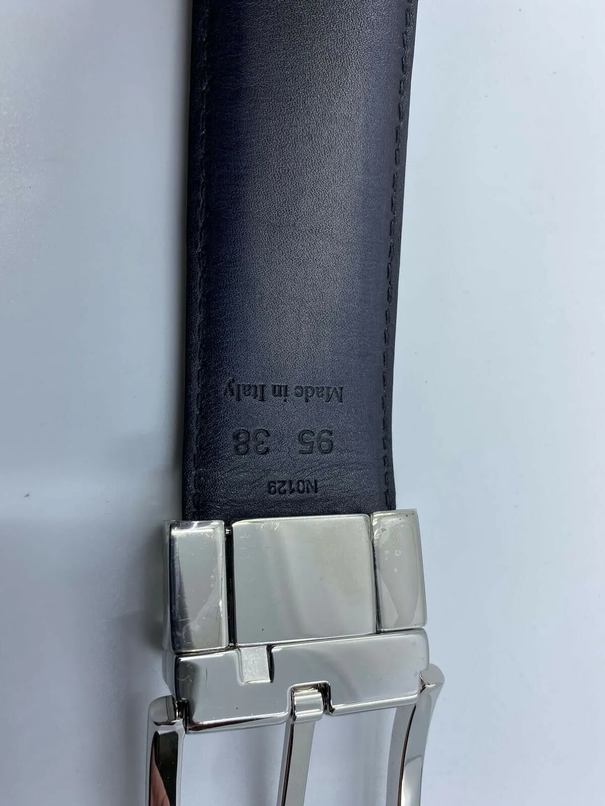 Versatile Reversible Scritto Leather Belt