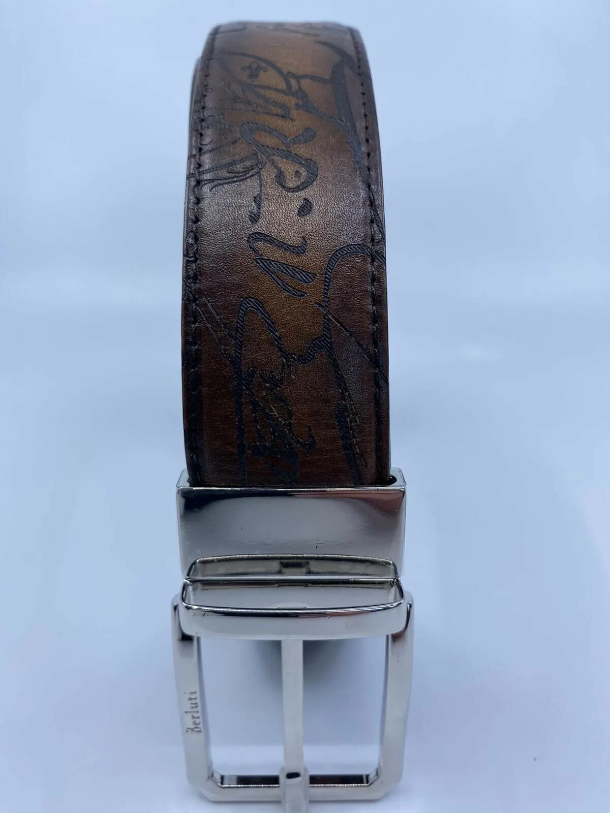 Versatile Reversible Scritto Leather Belt