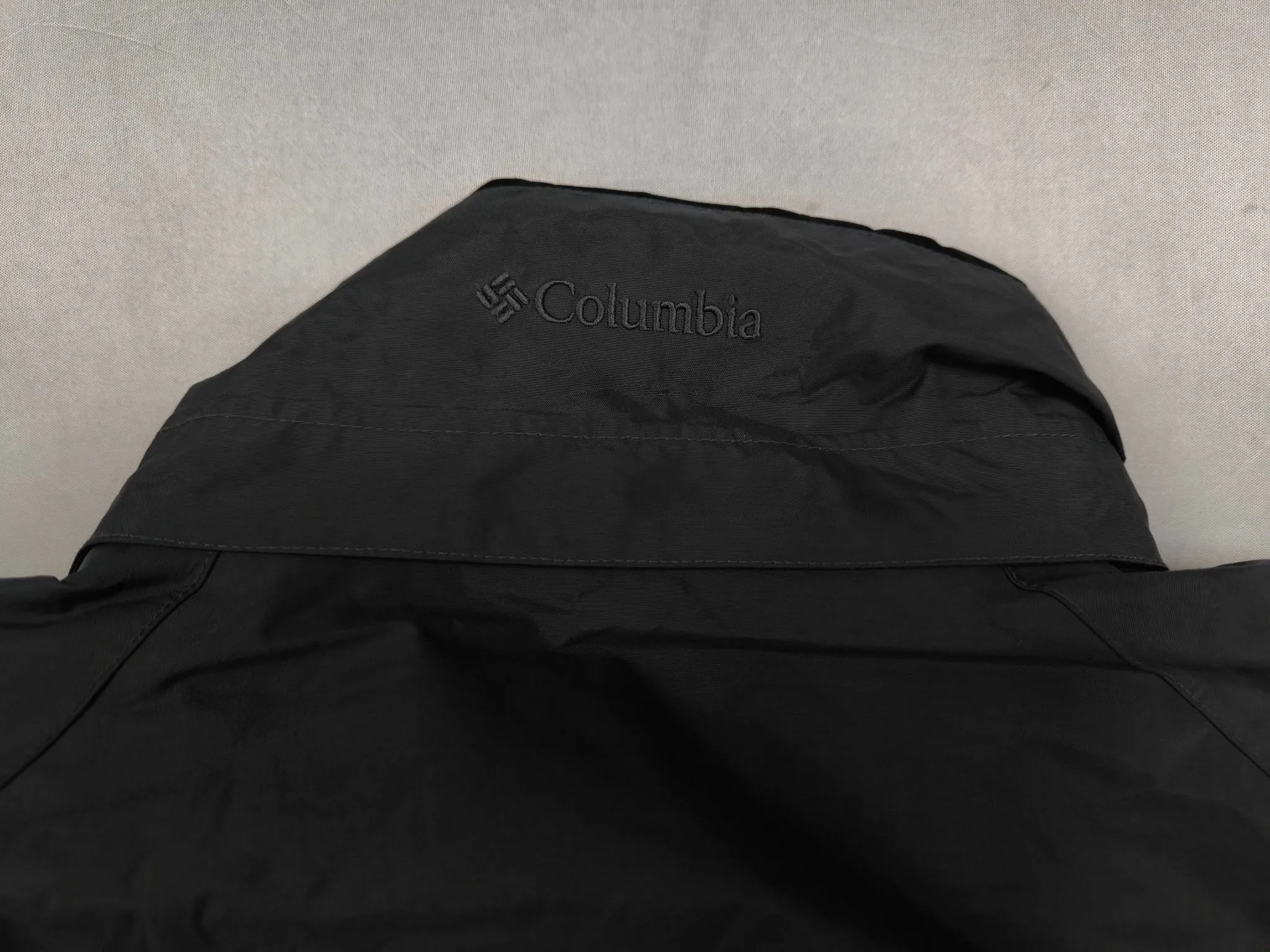 Vintage Columbia Jacket | XL