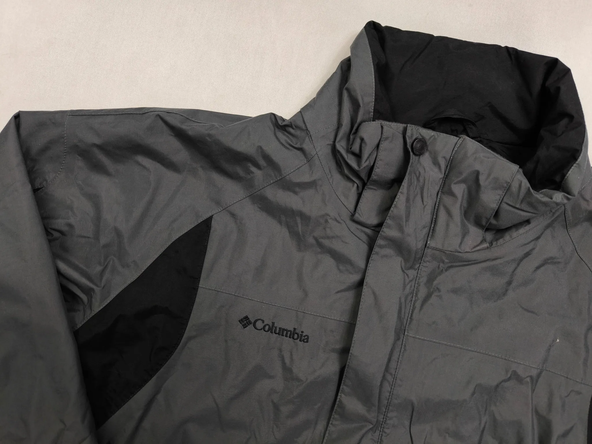 Vintage Columbia Jacket | XL