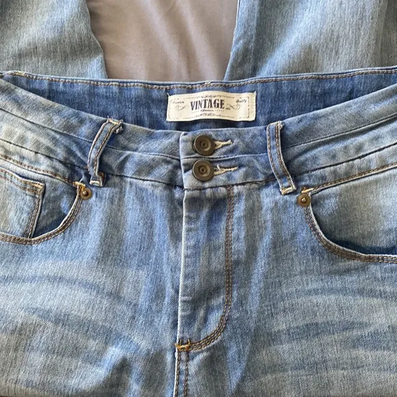 Vintage jeans size 11 in perfect condition