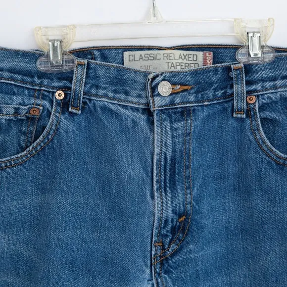Vintage Levi’s high waist high rise Mom jean 550 Y2K vibe medium wash tapered 10