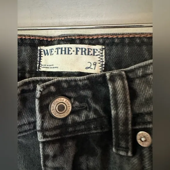 We The Free Xena Slim Straight Jeans NWT
