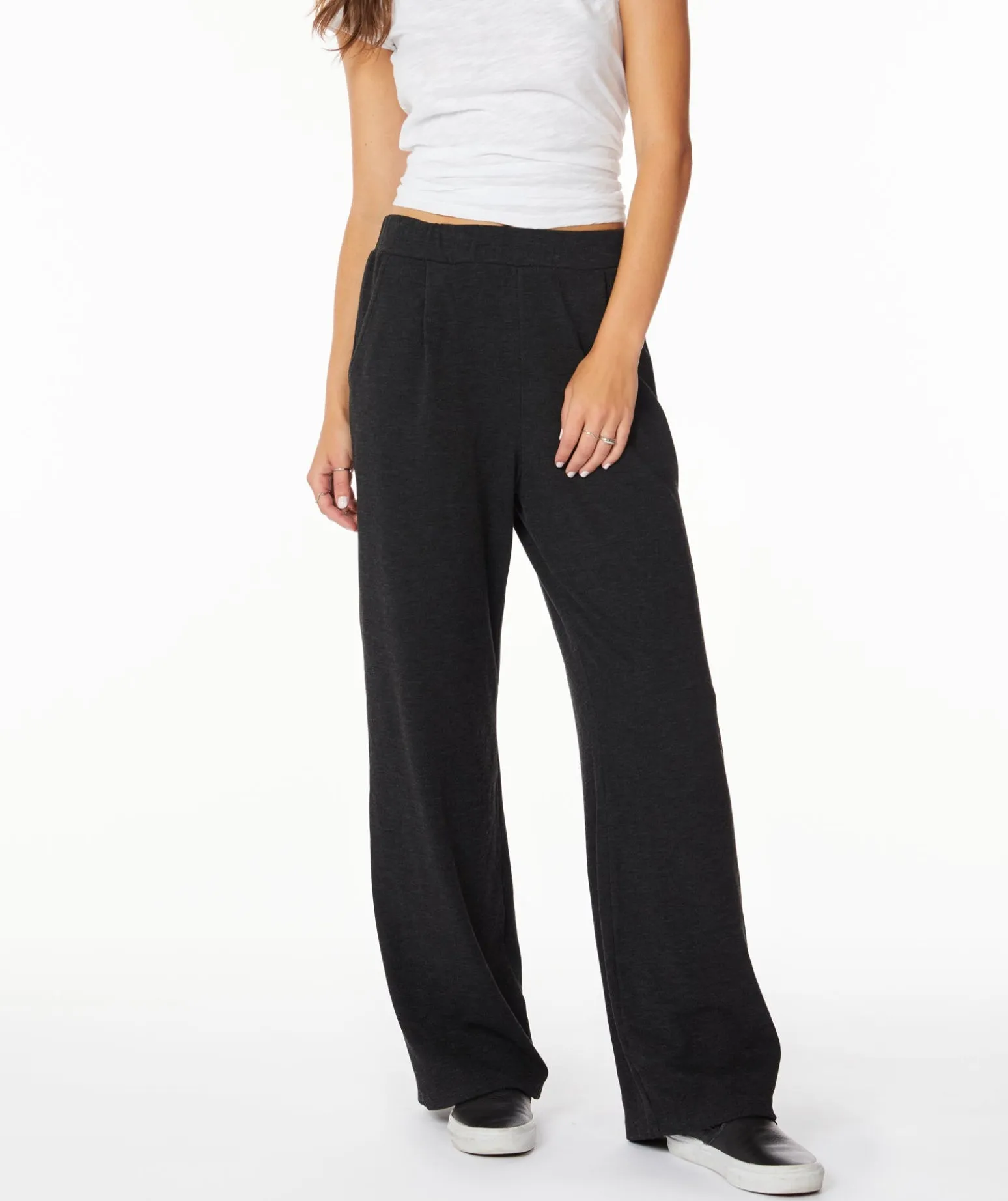 Wide Leg Pleated Pant