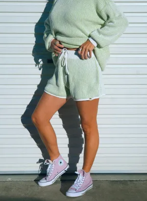 Winter waves chunky knit short - Pale green / white - Ladies