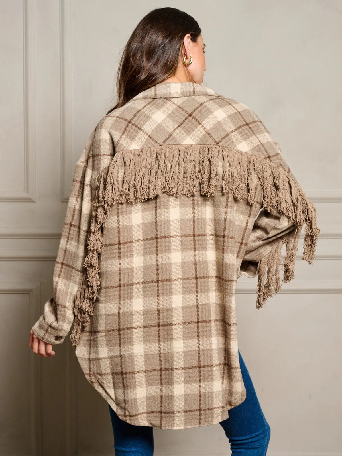 WOMEN'S LONG SLEEVE BUTTON UP FRINGE BACK DETAILED PLAID JACKET