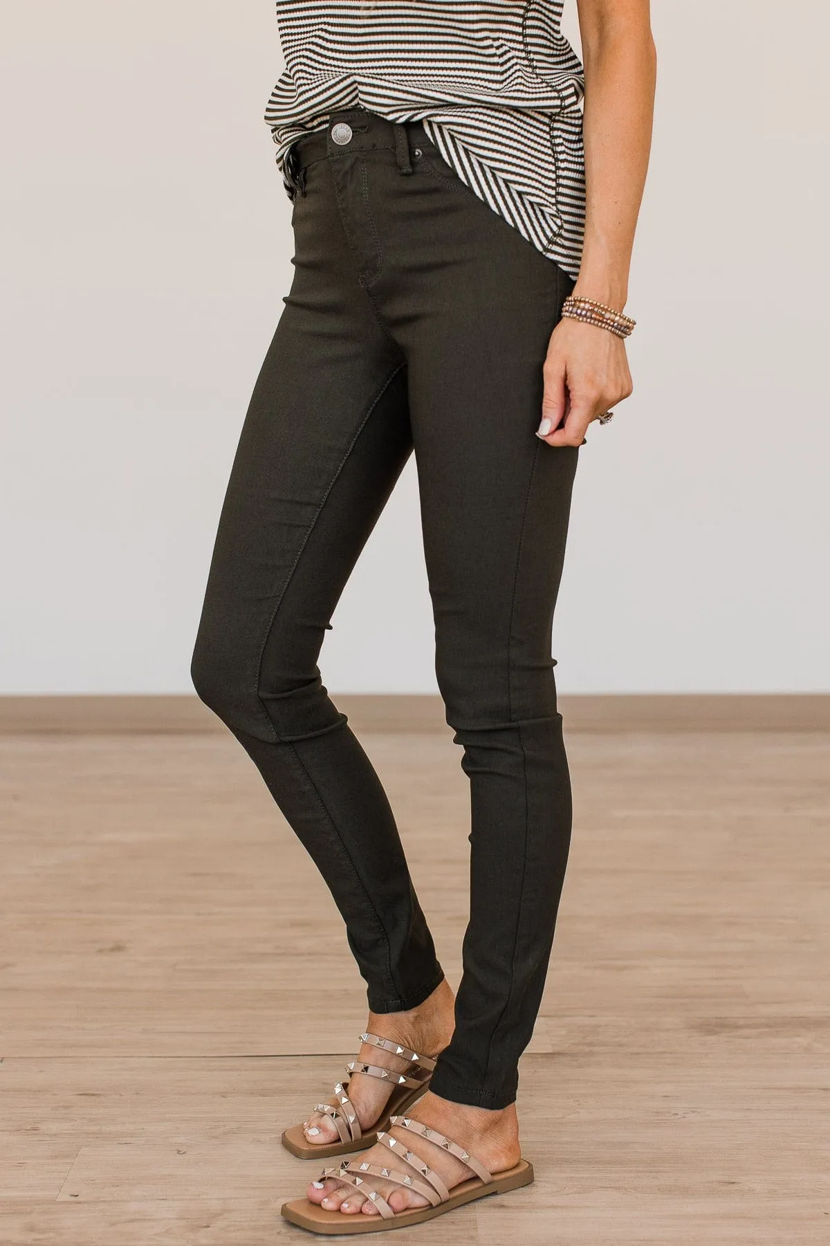 YMI Mid-Rise Jeggings- Olivia Wash