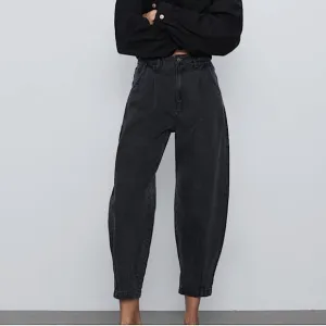 ZARA Baggy Slouchy Fit Paperbag Jeans High Waist Cropped Ankle Faded Black 8